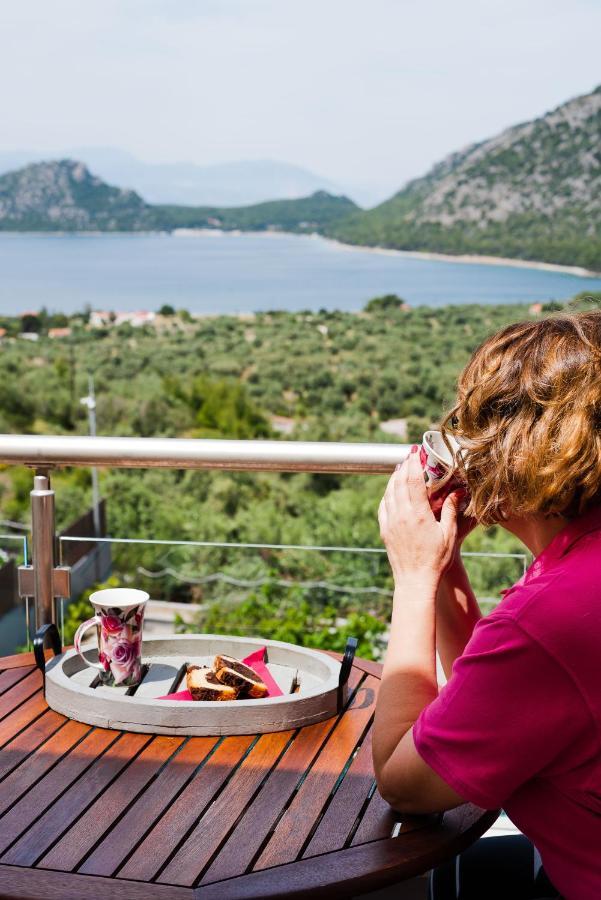 Villa Armonia Vouliagmeni Lake Exterior photo